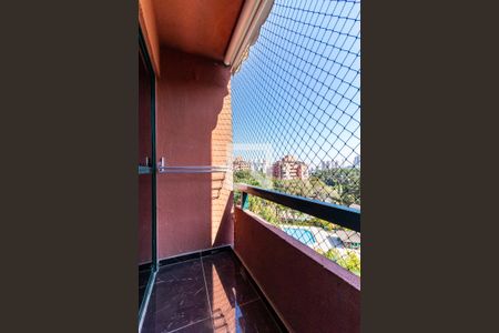 Apartamento à venda com 117m², 4 quartos e 2 vagas Apartamento à venda com 117m², 4 quartos e 2 vagasQuarto 3 - Suíte - Varanda