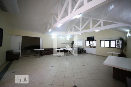 Apartamento à venda com 117m², 4 quartos e 2 vagas Apartamento à venda com 117m², 4 quartos e 2 vagasÁrea comum - Salão de festas