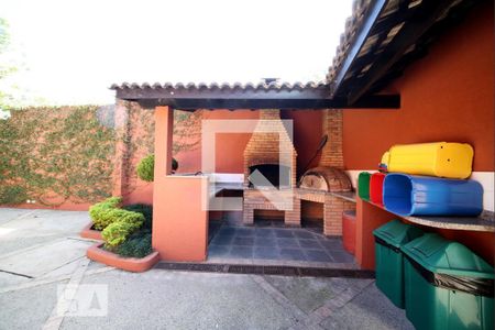 Apartamento à venda com 117m², 4 quartos e 2 vagas Apartamento à venda com 117m², 4 quartos e 2 vagasÁrea comum - Churrasqueira