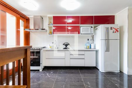 Apartamento à venda com 117m², 4 quartos e 2 vagas Apartamento à venda com 117m², 4 quartos e 2 vagasCozinha