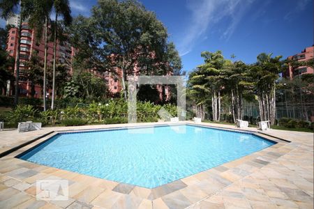 Apartamento à venda com 117m², 4 quartos e 2 vagas Apartamento à venda com 117m², 4 quartos e 2 vagasÁrea comum - Piscina