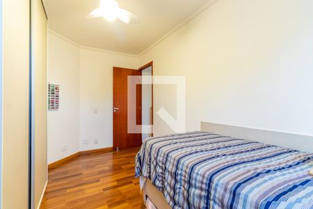 Apartamento à venda com 117m², 4 quartos e 2 vagas Apartamento à venda com 117m², 4 quartos e 2 vagasQuarto 2