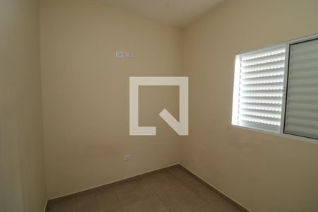 Quarto de apartamento para alugar com 2 quartos, 30m² em Jardim Santa Teresinha, São Paulo