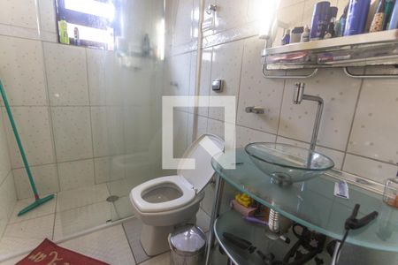Casa à venda com 240m², 3 quartos e 2 vagasBanheiro suíte 1