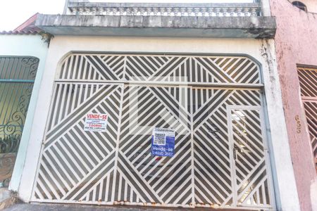 Casa à venda com 240m², 3 quartos e 2 vagasFachada