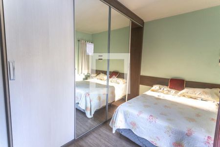 Casa à venda com 240m², 3 quartos e 2 vagasSuíte 2