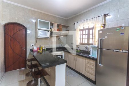 Casa à venda com 240m², 3 quartos e 2 vagasCozinha