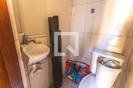 Casa à venda com 240m², 3 quartos e 2 vagasBanheiro de serviço