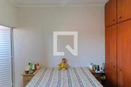 Casa à venda com 148m², 4 quartos e 4 vagasSuíte