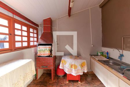 Casa à venda com 148m², 4 quartos e 4 vagasChurrasqueira