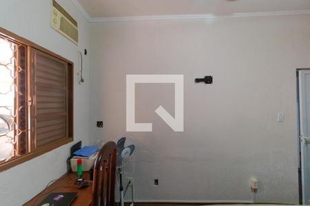 Casa à venda com 148m², 4 quartos e 4 vagasQuarto 02