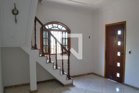 Sala de casa para alugar com 2 quartos, 93m² em Luz, Nova Iguaçu