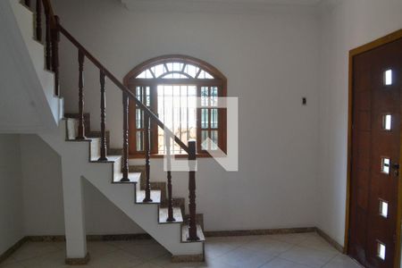 Sala de casa para alugar com 2 quartos, 93m² em Luz, Nova Iguaçu