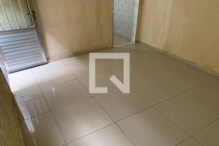 Sala de casa para alugar com 2 quartos, 80m² em Cidade das Flores, Osasco