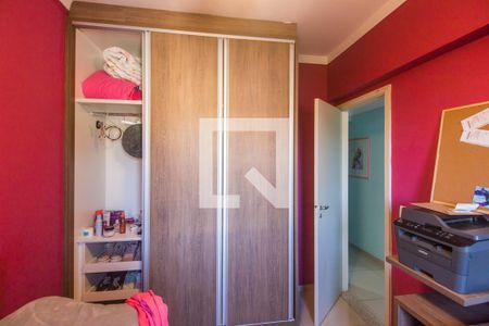 Apartamento à venda com 105m², 3 quartos e 2 vagasQuarto 3