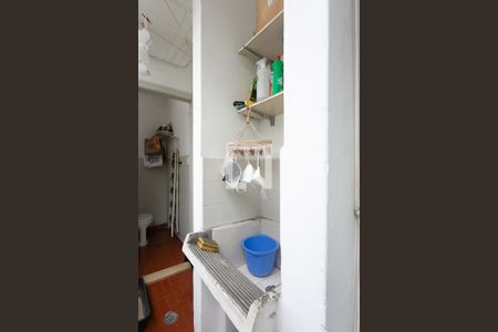 Apartamento à venda com 78m², 2 quartos e 1 vagaÁrea de Serviço
