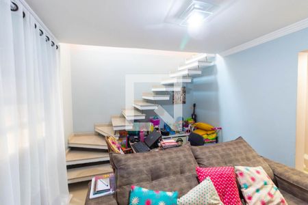 Casa à venda com 260m², 3 quartos e 2 vagas Casa à venda com 260m², 3 quartos e 2 vagasSala