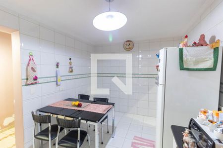 Casa à venda com 260m², 3 quartos e 2 vagas Casa à venda com 260m², 3 quartos e 2 vagasCozinha