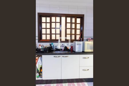 Casa à venda com 260m², 3 quartos e 2 vagas Casa à venda com 260m², 3 quartos e 2 vagasCozinha