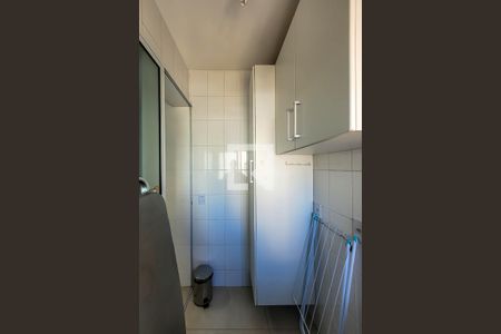 Apartamento à venda com 67m², 2 quartos e 1 vaga Apartamento à venda com 67m², 2 quartos e 1 vagaÁrea de Serviço