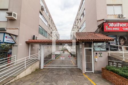 Apartamento à venda com 33m², 1 quarto e sem vaga Apartamento à venda com 33m², 1 quarto e sem vagaFachada e portaria