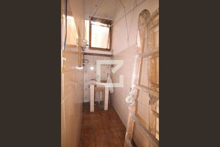 Casa à venda com 330m², 5 quartos e 3 vagasCasa 2