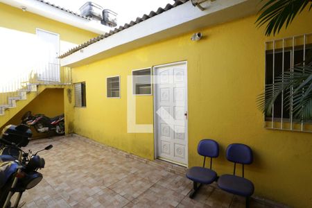 Studio para alugar com 80m², 1 quarto e sem vagaQuintal