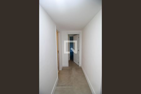 Apartamento à venda com 181m², 3 quartos e 2 vagas Apartamento à venda com 181m², 3 quartos e 2 vagasCorredor