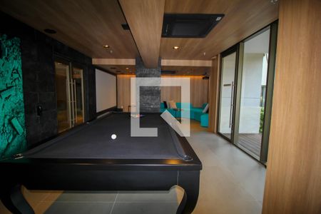 Apartamento à venda com 181m², 3 quartos e 2 vagas Apartamento à venda com 181m², 3 quartos e 2 vagasPub