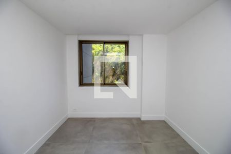 Apartamento à venda com 181m², 3 quartos e 2 vagas Apartamento à venda com 181m², 3 quartos e 2 vagasQuarto 3