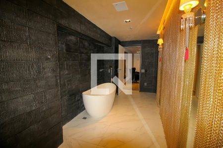 Apartamento à venda com 181m², 3 quartos e 2 vagas Apartamento à venda com 181m², 3 quartos e 2 vagasEspaço de Massagem