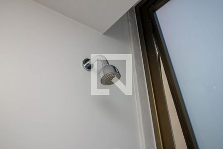 Apartamento à venda com 181m², 3 quartos e 2 vagas Apartamento à venda com 181m², 3 quartos e 2 vagasChuveiro