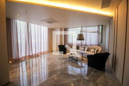 Apartamento à venda com 181m², 3 quartos e 2 vagas Apartamento à venda com 181m², 3 quartos e 2 vagasÁrea comum - Salão de festas 2