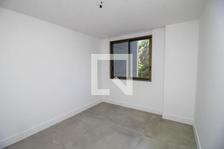 Apartamento à venda com 181m², 3 quartos e 2 vagas Apartamento à venda com 181m², 3 quartos e 2 vagasQuarto 3