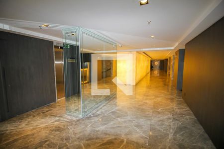 Apartamento à venda com 181m², 3 quartos e 2 vagas Apartamento à venda com 181m², 3 quartos e 2 vagasÁrea comum