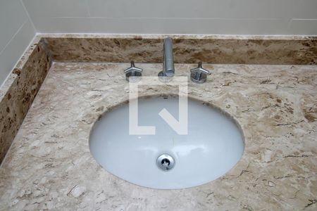 Apartamento à venda com 181m², 3 quartos e 2 vagas Apartamento à venda com 181m², 3 quartos e 2 vagasBanheiro da Suíte 3