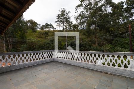 Casa à venda com 260m², 3 quartos e 2 vagasvaranda