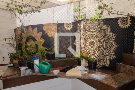 Apartamento à venda com 82m², 2 quartos e sem vaga Apartamento à venda com 82m², 2 quartos e sem vagaÁrea de Serviço