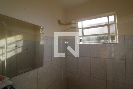 Casa à venda com 165m², 3 quartos e 2 vagasBanheiro serviço