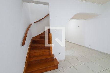Escada de casa à venda com 3 quartos, 98m² em Vila Mariana, São Paulo