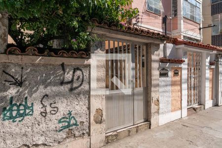 Apartamento à venda com 97m², 3 quartos e sem vaga Apartamento à venda com 97m², 3 quartos e sem vagaFachada