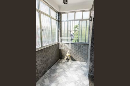 Apartamento à venda com 97m², 3 quartos e sem vaga Apartamento à venda com 97m², 3 quartos e sem vagaVaranda