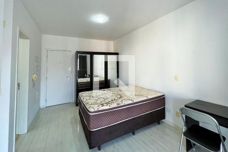 Studio de kitnet/studio para alugar com 1 quarto, 40m² em Indianópolis, São Paulo