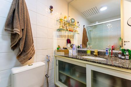 Apartamento à venda com 109m², 3 quartos e 1 vagaBanheiro da Suíte