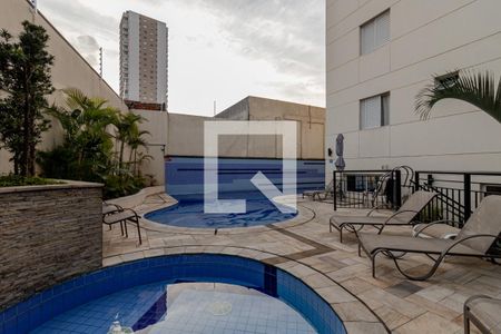 Apartamento à venda com 67m², 3 quartos e 1 vaga Apartamento à venda com 67m², 3 quartos e 1 vagaPiscina