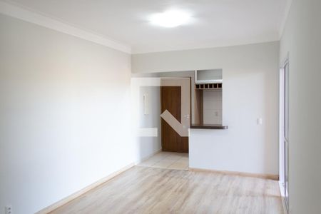 Sala de apartamento para alugar com 3 quartos, 78m² em Jardim São José, Ribeirão Preto