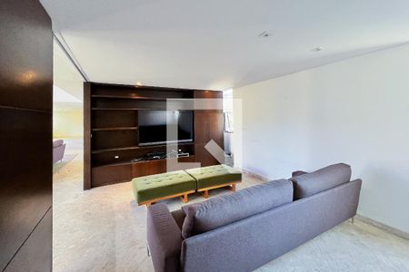 Apartamento à venda com 405m², 5 quartos e 4 vagasSala Íntima