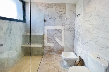 Apartamento à venda com 405m², 5 quartos e 4 vagasBanheiro da Suíte 4