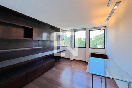 Apartamento à venda com 405m², 5 quartos e 4 vagasQuarto