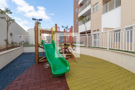 Apartamento para alugar com 50m², 2 quartos e 1 vaga Apartamento para alugar com 50m², 2 quartos e 1 vagaÁrea Comum - Playground